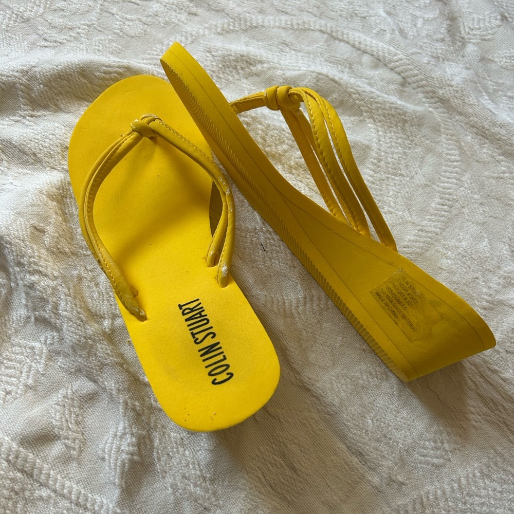 NWT Vintage Colin Stewart Wedge Thong Sandals - Bight Yellow